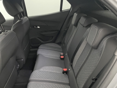 Peugeot 2008 NOUVEAU Hybrid 145 e-DCS6 Allure