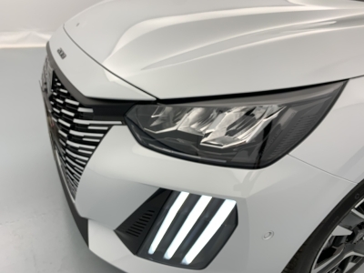 Peugeot 208 Hybrid 110 ch e-DCS6 Allure
