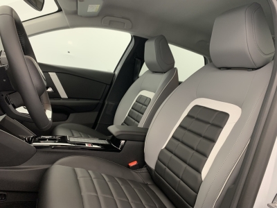Citroën C4 Hybride 145 e-DCS6 Max