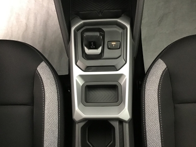 Dacia Duster JOURNEY + TECHNO PACK HYBRID 155 BVA