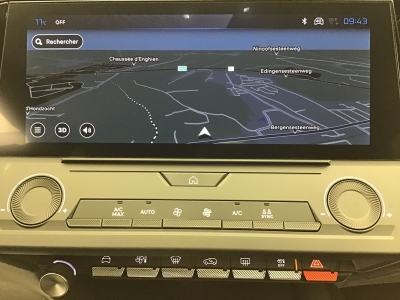 Peugeot 308 BUSINESS HYBRID 145 e-DSC6