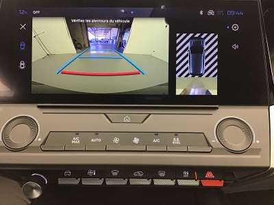 Peugeot 308 BUSINESS HYBRID 145 e-DSC6