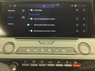 Peugeot 308 BUSINESS HYBRID 145 e-DSC6