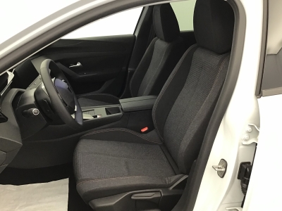 Peugeot 308 BUSINESS HYBRID 145 e-DSC6