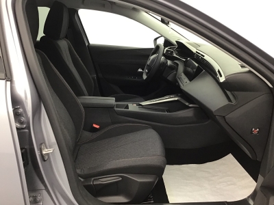 Peugeot 308 BUSINESS HYBRID 145 e-DSC6