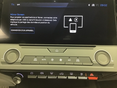 Peugeot 308 BUSINESS HYBRID 145 e-DSC6