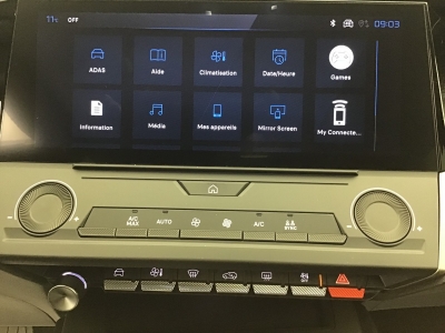 Peugeot 308 BUSINESS HYBRID 145 e-DSC6