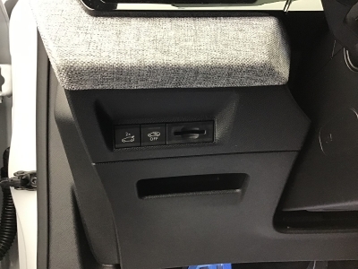 Peugeot 3008 GT HYBRID 145 e-DSC6