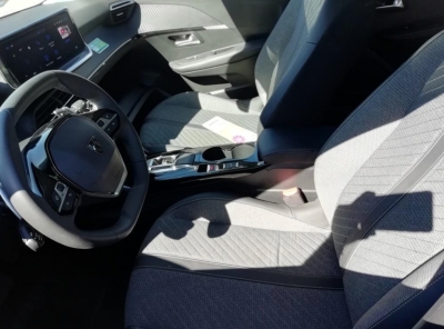 Peugeot 208 Hybrid 110 e-DCS6 Allure