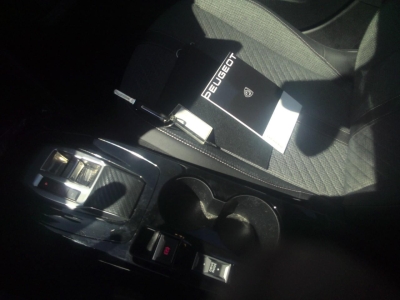 Peugeot 208 Hybrid 110 e-DCS6 Allure