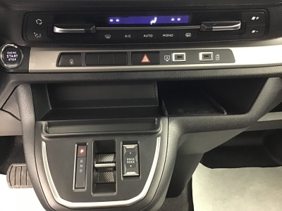 Peugeot EXPERT DC XL VAN BlueHDi 180 BVA