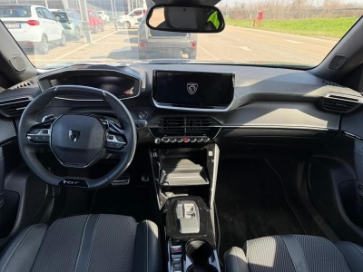 Peugeot 2008 Hybrid 145 e-DCS6 GT
