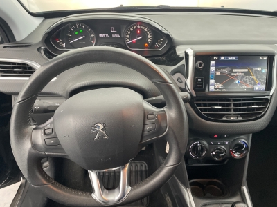 Peugeot 2008 1.2 PureTech 82ch BVM5 Active