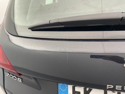 Peugeot 2008 1.2 PureTech 82ch BVM5 Active