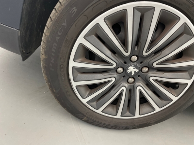 Peugeot 2008 1.2 PureTech 82ch BVM5 Active