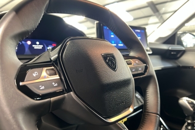 Peugeot 208 PureTech 100 S&S BVM6 Allure