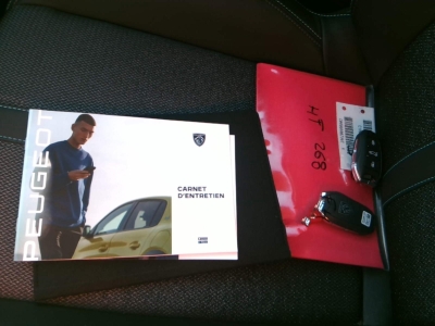 Peugeot 308 Hybrid 145 e-DCS6 Allure