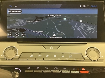 Peugeot 308 BUSINESS HYBRID 145 e-DSC6