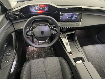 Peugeot 408 Plug-in Hybrid 240 ch e-DCS7 Allure