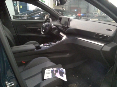Peugeot 3008 Hybrid 180 e-EAT8 Allure Pack