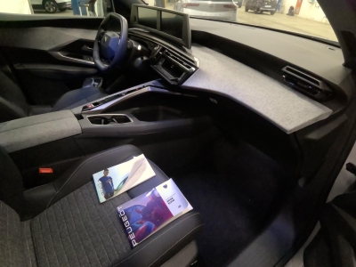 Peugeot 3008 NOUVEAU Hybrid 145 e-DCS6 Allure
