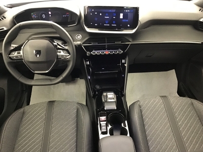 Peugeot 2008 ALLURE HYBRID 136 e-DSC6