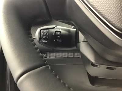Peugeot 2008 ALLURE HYBRID 136 e-DSC6