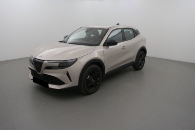 Alfa Romeo Junior 1.2 Ibrida 136 ch eDCT6