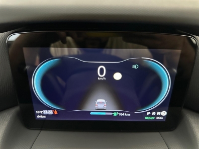 Leapmotor T03 BEV 37.3KWH 95 DESIGN TECHO SOLAR GPS LL15 RADAR AR+CAM