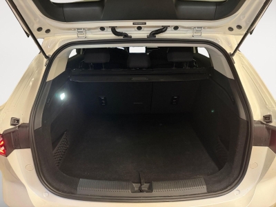 MG HS 1.5 HEV 224 LUXURY PORTON GPS LL19 RADAR AV AR+CAM 360 KEYLESS Qi