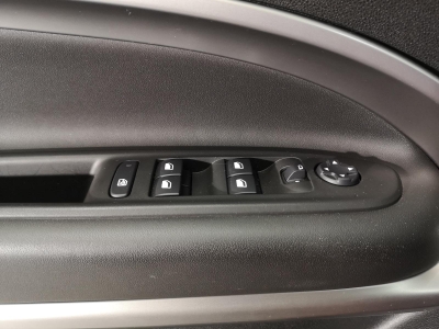 Jeep Avenger 1.2 G 100 ALTITUDE MIRROR LL17 RADAR AR