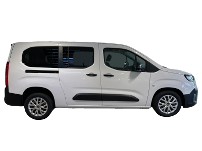 Fiat Doblo MAXI N M1 1.5 BLUEHDI 130 AT8 7PL GPS LL16 RADAR AV AR+CAM KEYLESS Qi