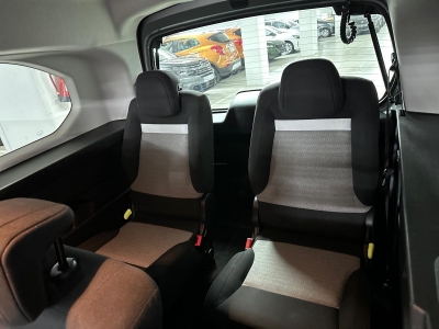 Citroën Berlingo XL M1 1.5 BLUEHDI 130 EAT8 MAX 7PL GPS LL16 RADAR AR+CAM