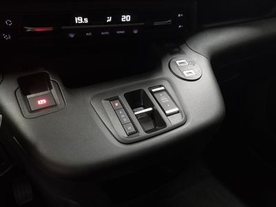 Citroën Berlingo XL M1 1.5 BLUEHDI 130 EAT8 MAX 7PL GPS LL16 RADAR AR+CAM