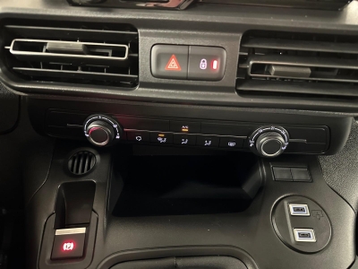 Peugeot Rifter LONG 1.5 BLUEHDI 100 ALLURE 7PL MIRROR RADAR AR