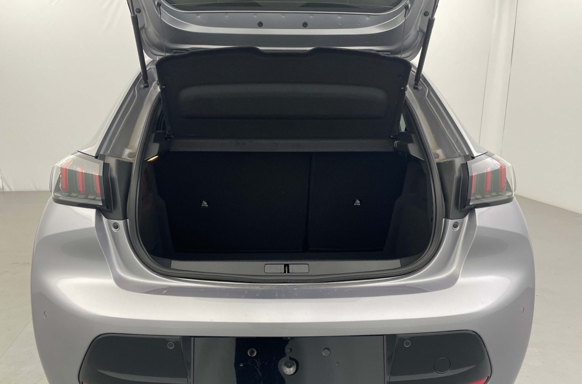 Peugeot 208 PureTech 100 S&S EAT8 Style — photo 5