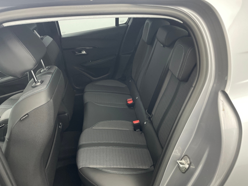 Peugeot 208 PureTech 100 S&S EAT8 Style — photo 8