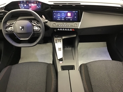 Peugeot 308 BUSINESS HYBRID 145 e-DSC6