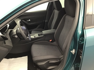 Peugeot 308 BUSINESS HYBRID 145 e-DSC6