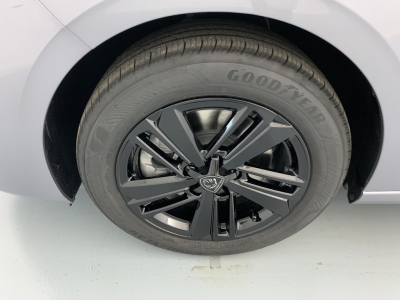 Peugeot 308 Nouvelle BLUEHDI 130CH EAT8 STYLE