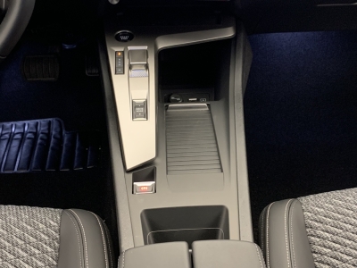 Peugeot 308 Nouvelle BLUEHDI 130CH S&S EAT8 ALLURE