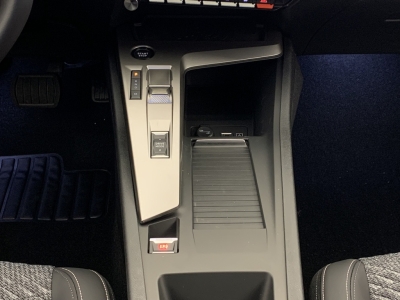 Peugeot 308 Nouvelle BLUEHDI 130CH S&S EAT8 ALLURE