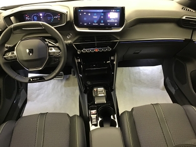 Peugeot 2008 GT HYBRID 136 e-DSC6