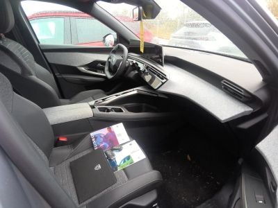 Peugeot 5008 Hybrid 145 ch e-DCS6 Allure