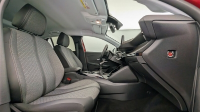 Peugeot 208 PureTech 100 S&S BVM6 Allure