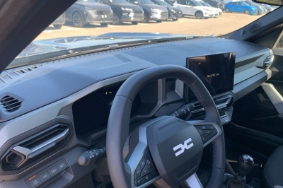 Dacia Bigster Mild Hybrid 140 Journey