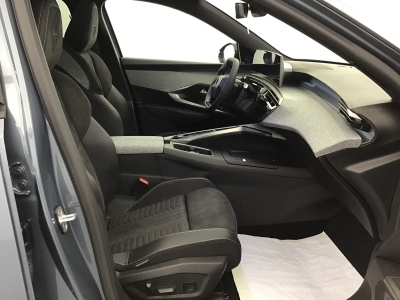 Peugeot 3008 GT EXCLUSIVE HYBRID 145 e-DSC6