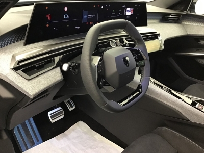Peugeot 3008 GT EXCLUSIVE HYBRID 145 e-DSC6