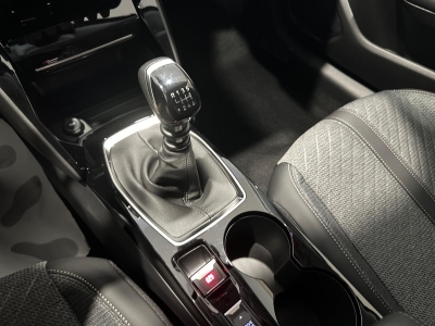 Peugeot 208 1.2 PURETECH 100 ALLURE MIRROR LL16 RADAR AV AR