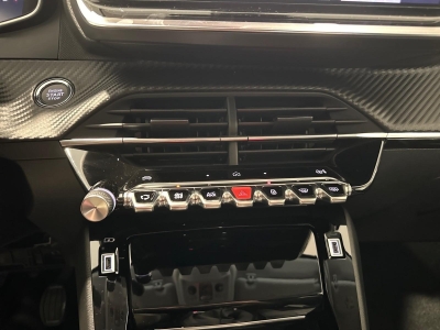 Peugeot 208 1.2 PURETECH 100 ALLURE MIRROR LL16 RADAR AV AR